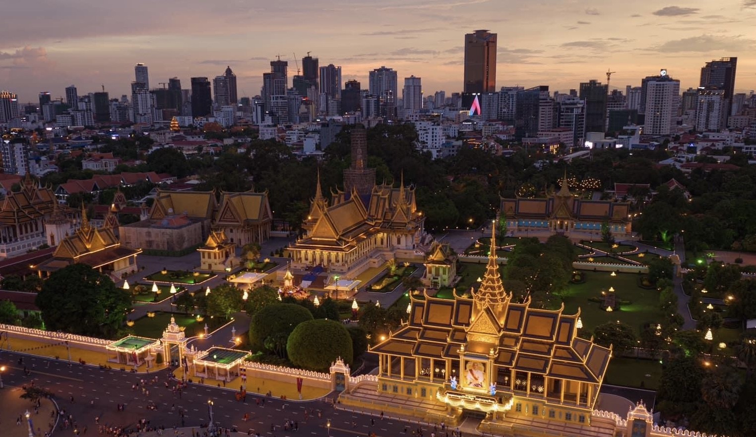 Im langen Schatten des Vaters: Das erste Amtsjahr von Kambodschas Hun Manet