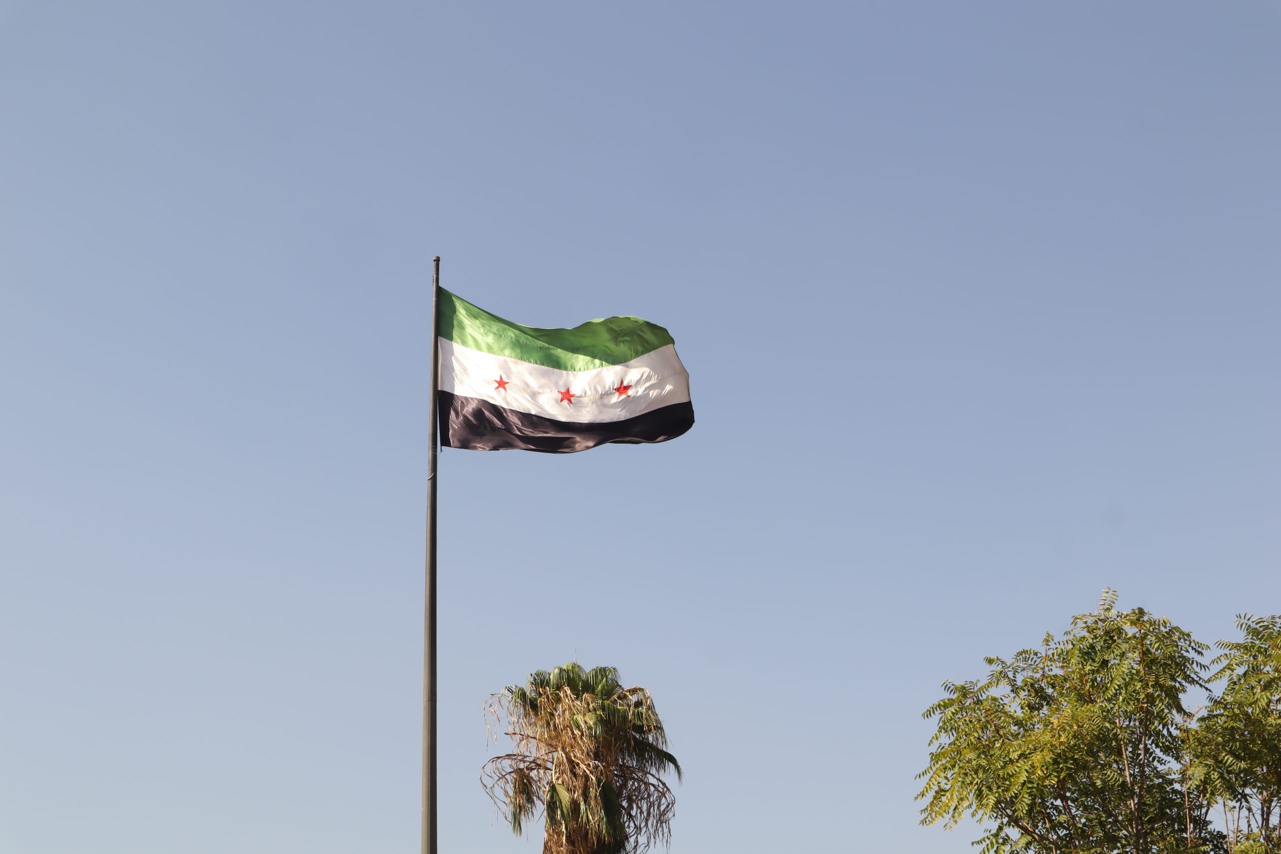 Aufarbeitung in Syrien: Ein fragmentierter Staat im Schatten des Krieges